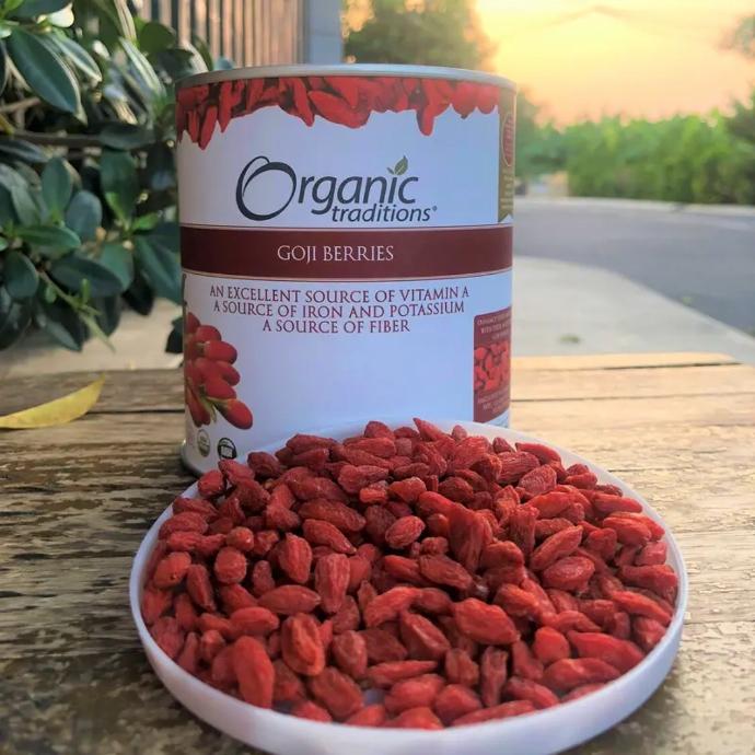 Kỷ Tử  Đỏ Sấy Khô Goji Berreis Organic Hộp 350g